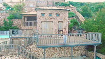 Νίκος Γκάνος - Στα βαθιά ( Official Video 2015 )