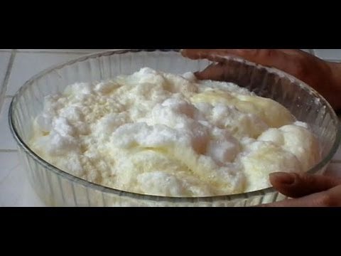 Les îles flottantes avec crème anglaise