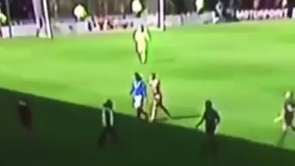 Bilel Mohsni pète les plombs et déclenche une bagarre générale !