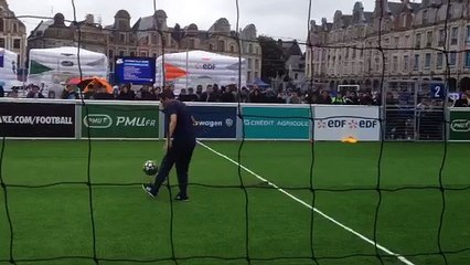 Arras : le FFF Tour et le football freestyle ont fait escale à Arras