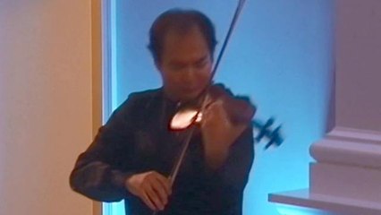 El violinista kazajo Erzhan Kulibaev, a la conquista de EEUU