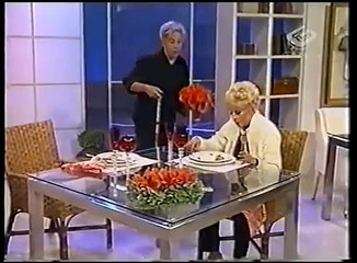 Clodovil entrevista Dercy Gonçalves - Épico