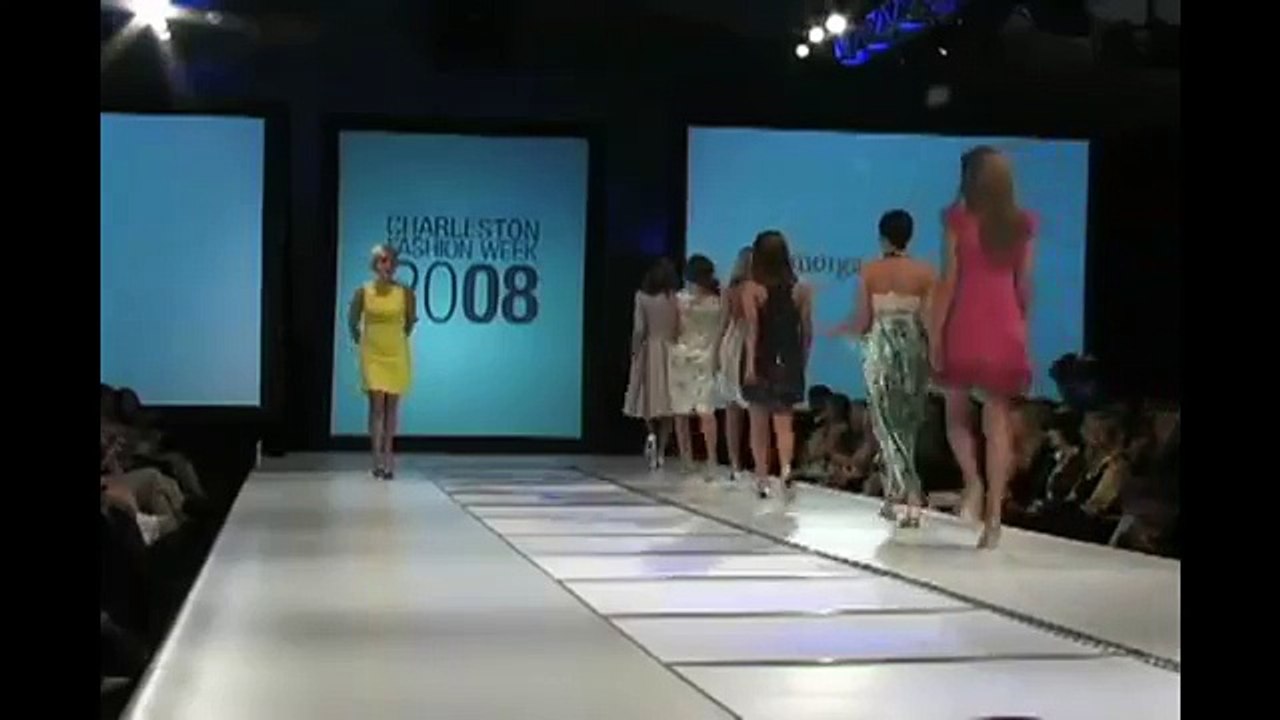 Top Models Fail Compilation (Part 1)