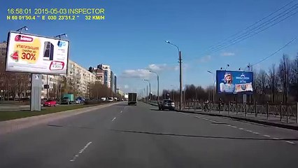 Un skateboardeur très très chanceux!!!