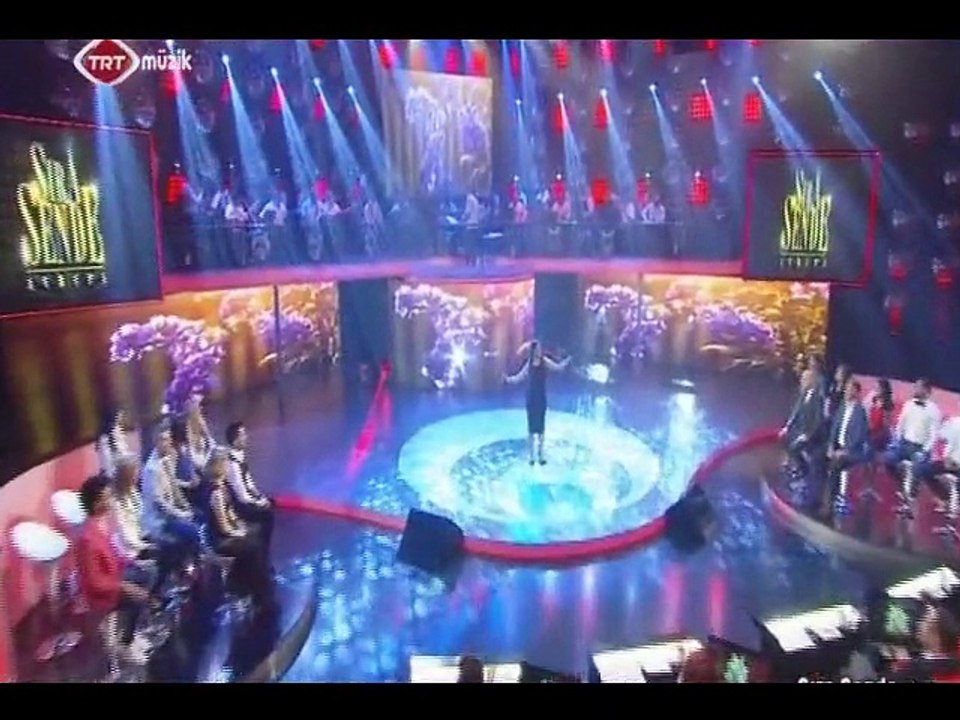 Emine TOKAİL-Zilli de maşa darbuka Ümran TÜRK-Sen gelmez oldun Şef:Ömer Hayri UZUN