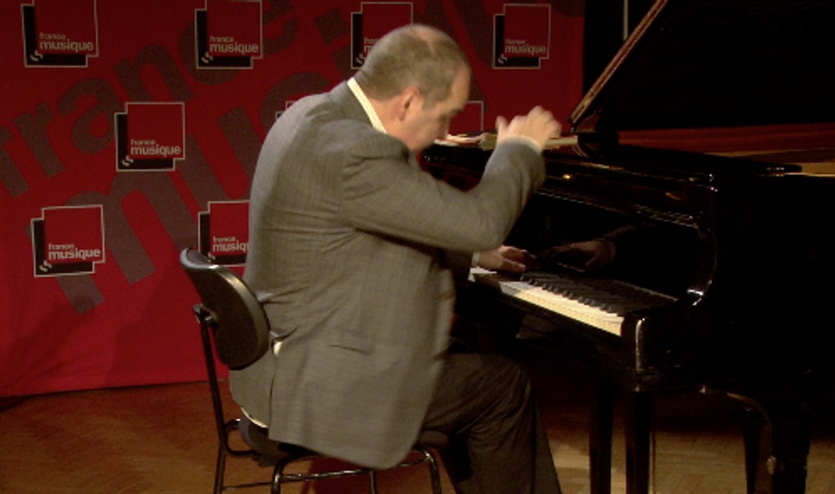 Philippe Cassard joue Schubert : Impromptu D.935 n°4 en fa mineur | le live de la matinale