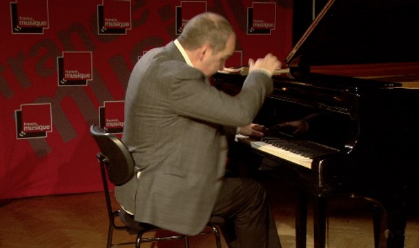 Philippe Cassard joue Schubert : Impromptu D.935 n°4 en fa mineur | le live de la matinale