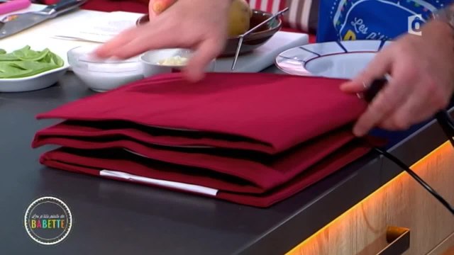 Ustensiles : chauffe-assiette et décorations en fruits & légumes