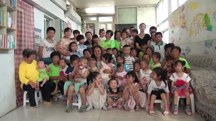 Super mãe! Conheça a mulher que adotou 72 crianças na China