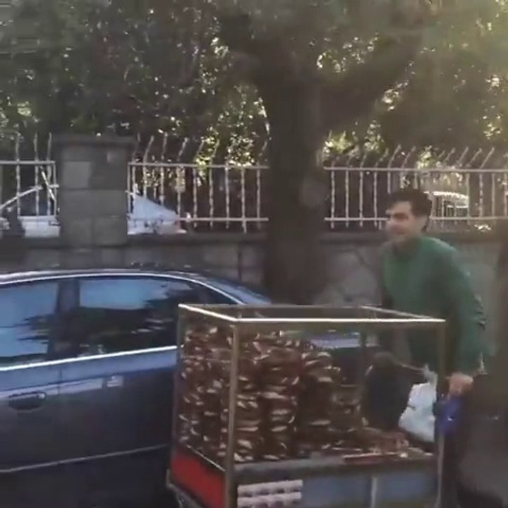 Detone Olan Simitçi