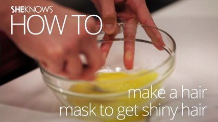 How To Make a Hair Mask to Get Shiny Hair