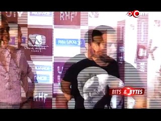 Shah Rukh Khan needs a body double for his Film 'Raees', Aamir Khan learns kushti