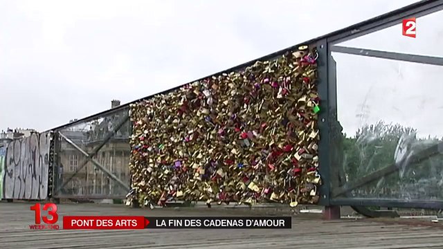 Les cadenas d'amour retirés du pont des Arts