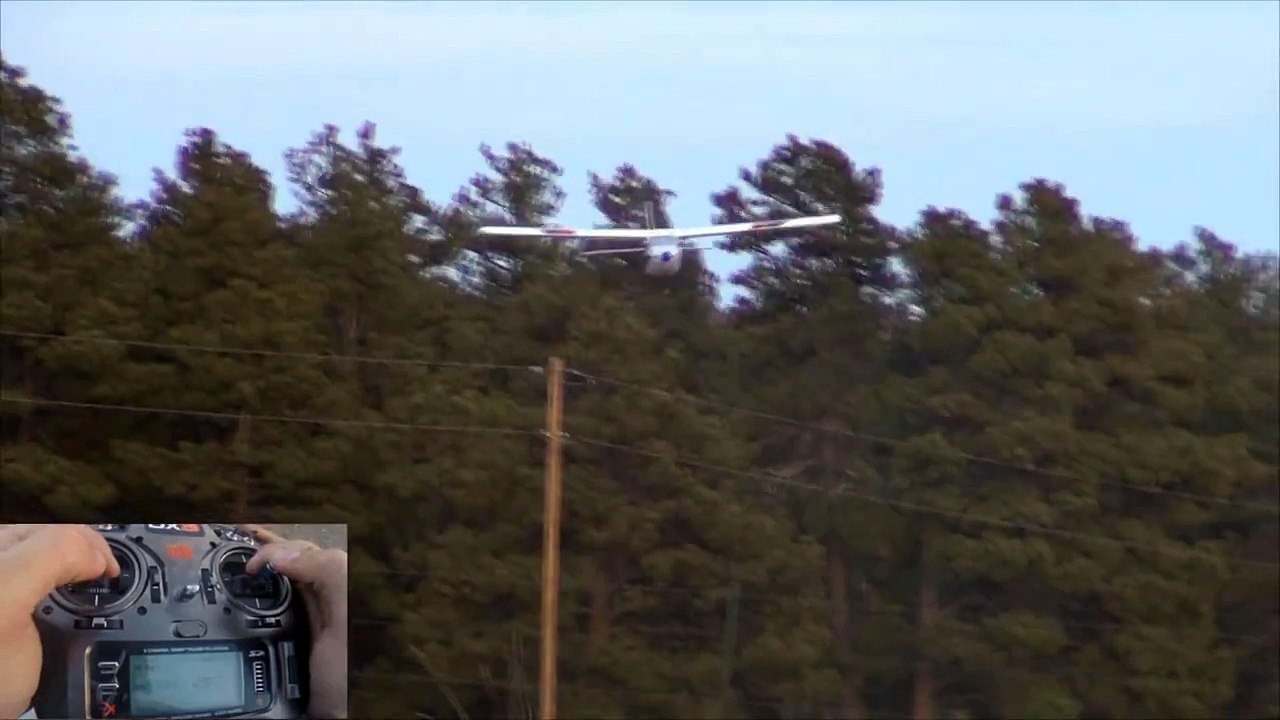 Beginner RC Plane: E-Flite Apprentice Flight Review