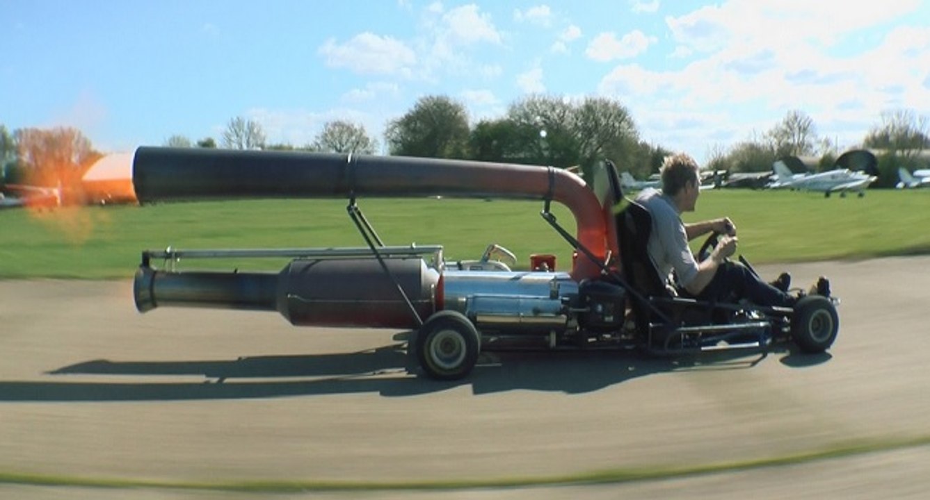 Le kart-fusée de Colin Furze - ZAPPING AUTO DU 01/06/2015