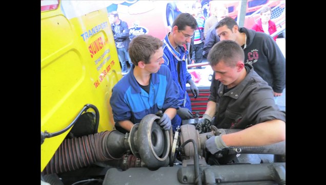 Portraits automobiles / Auto portraits mobiles