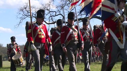 Napoleon erobert England - bei Proben für Waterloo-Jubiläum