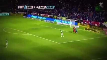 Ronaldinho earns yellow card for disallowed goal in 3-0 win