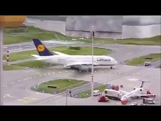 The World&#039;s Biggest Miniature Airport!