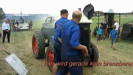 Holzgas-Traktoren im Einsatz