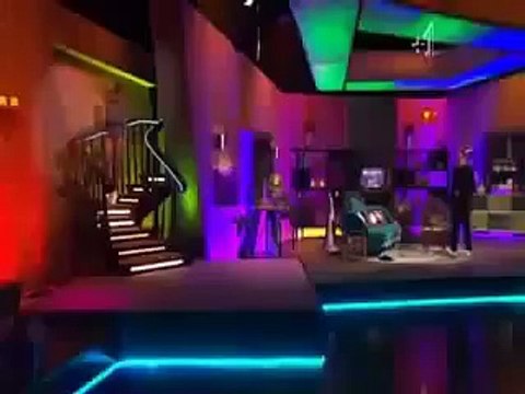 BEST RIHANNA INTERVIEW EVER!! 2010 ONLY GIRL AND RUDE BOY Rihanna AND Alan Carr Dutty wine