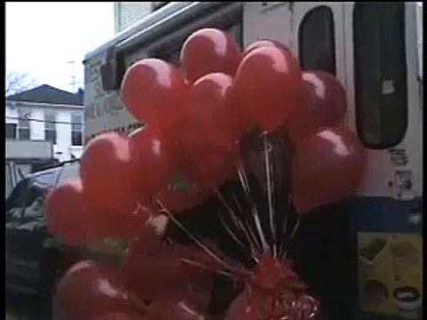 THE ICE CREAM GIRL'S POP POP POP POP POPS..........