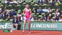 Lucie Safarova 2-0 Maria Sharapova: Thua sốc
