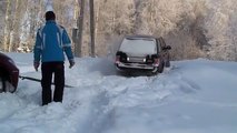 OFF ROAD BMW X6 vs Range Rover vs Toyota Land Cruiser Prado on snow(Top Gear the selling liar) (3)