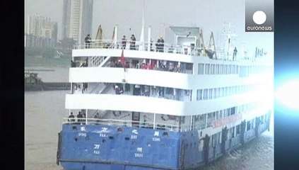 Se hunde un ferry en China con 458 personas a bordo