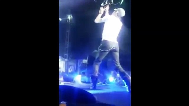 Enrique Iglesias se blesse avec un drone