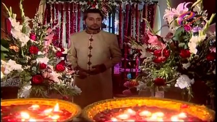 Sara Raza Khan - Maah-e-Tamam