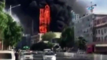 Saniyeler içinde alev topuna döndü