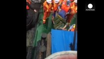 Más de cuatrocientos turistas chinos desaparecidos en el naufragio de un crucero en el río Yangtsé