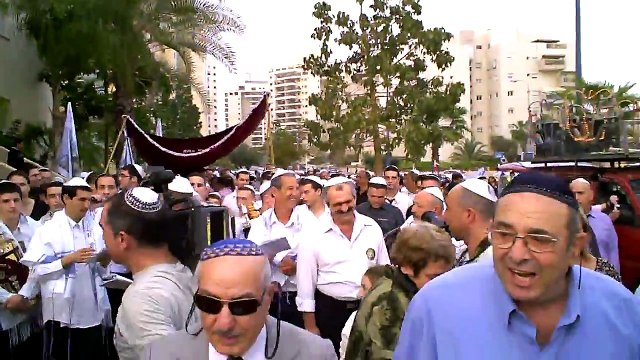 Manifestation de joie Inauguration Synagogue Karaite Keter Torah 2/3