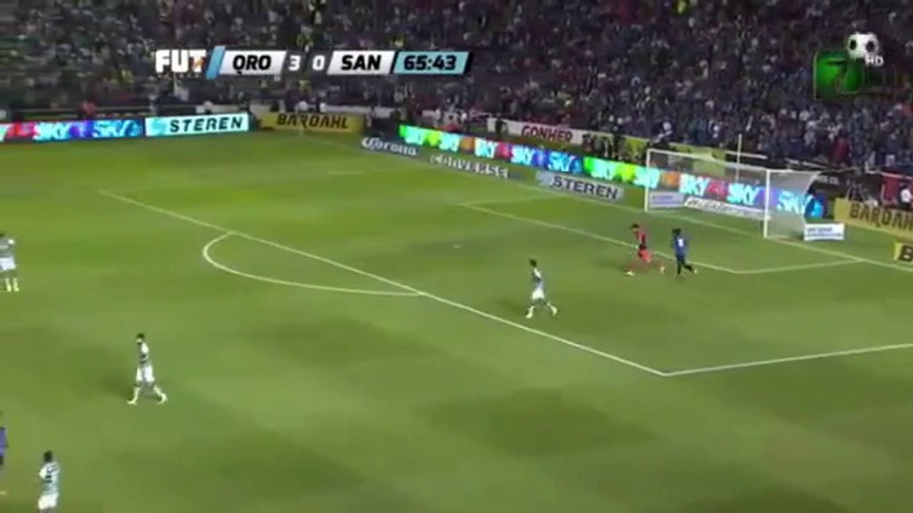 Quand Ronaldinho utilise un vieux bug de FIFA pour marquer