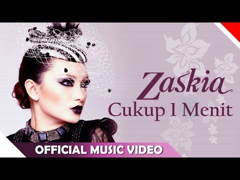 Zaskia Gotik - Cukup 1 Menit Remix Version - Official Music Video HD - Nagaswara