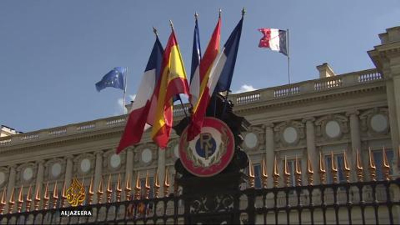 Coalition talks on ISIL strategy taking place in Paris