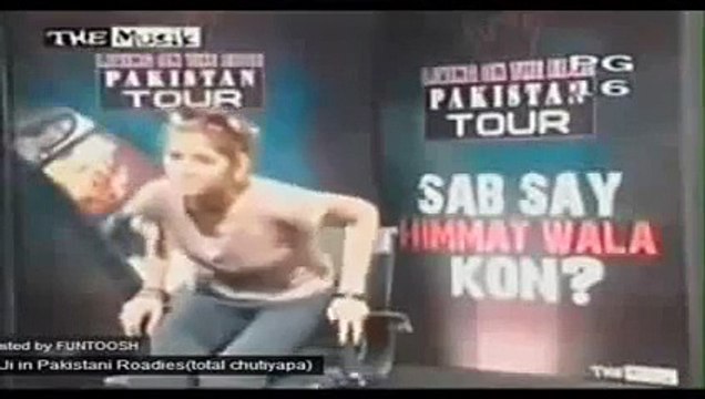 The Most Dirty Talk between Waqar Zaka and Girl on Pakistani tv