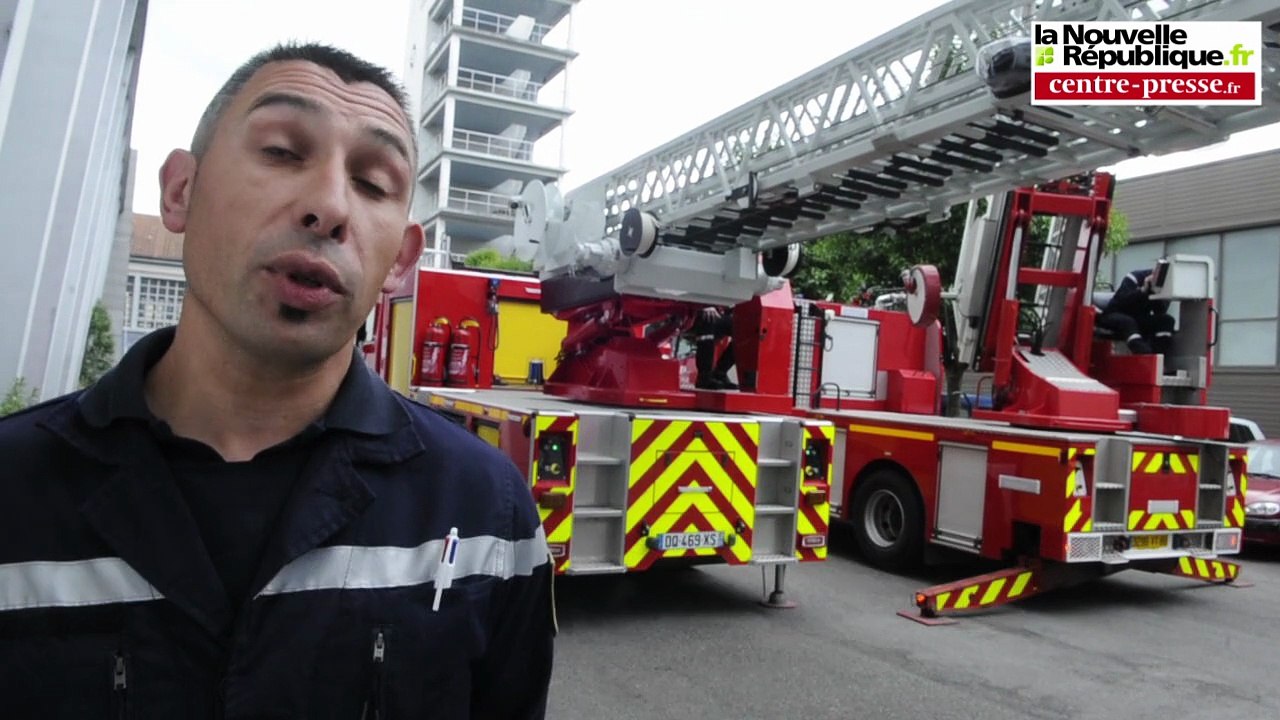 VIDEO. Poitiers. Une nouvelle échelle et des nouveaux casques pour les pompiers de la Vienne