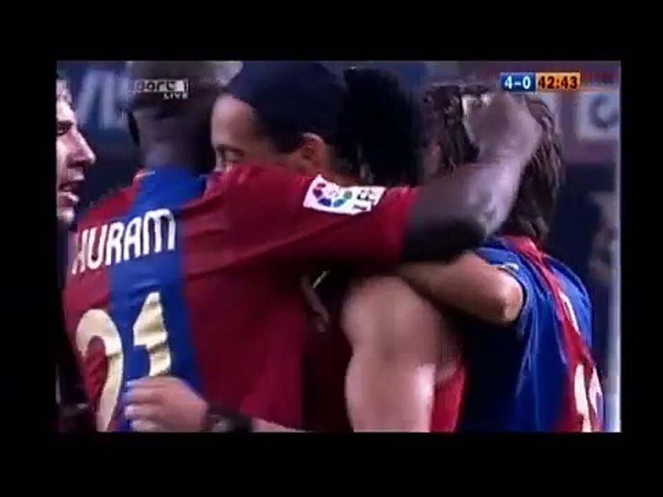 Golazo de Ronaldinho al Villareal (Audio Cadena Ser)