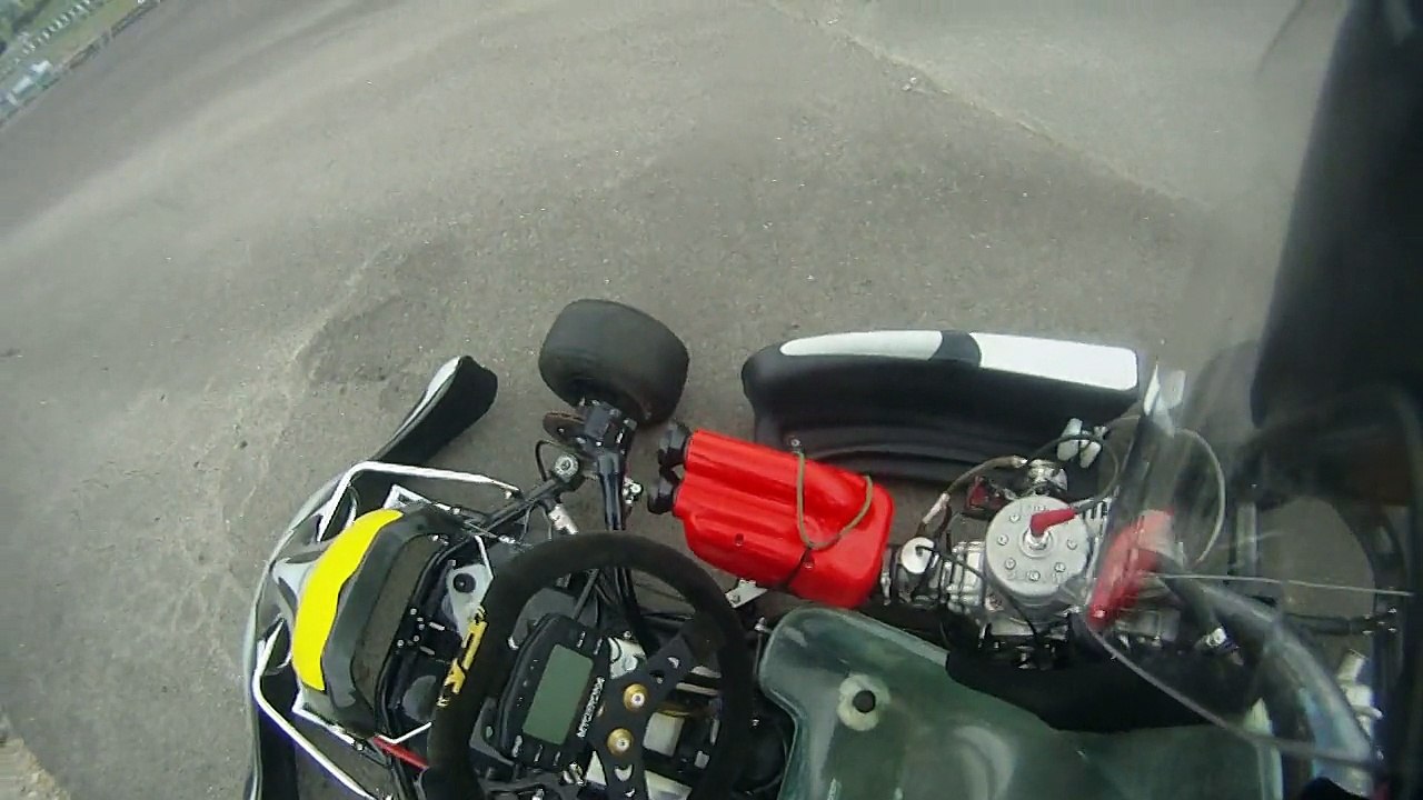 Karting - Première prise en main du kz 125 à Pusey le 30-05-15 - run 3