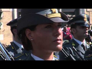 Roma - 2 giugno, Renzi all'Altare della Patria (02.06.15)