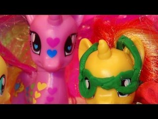 My Little Pony Unboxing Sunset Shimmer Through The Mirror, with Play Doh Sunglasses and Spike