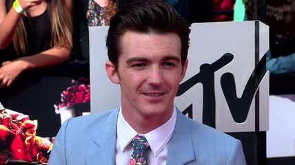 Download Video: Drake Bell Criticized Over 'Insensitive' Caitlyn Jenner Tweets