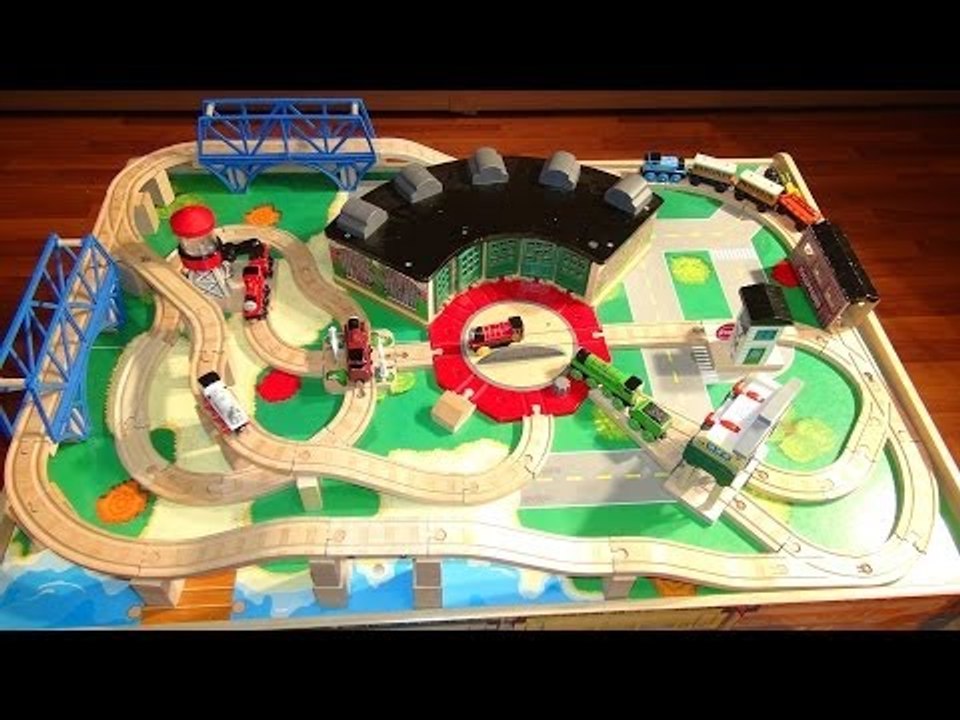 Thomas and Friends Train Table,  like at Chapters or TOYSRUS with all the track and Trains demo
