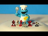 Play Doh 6 Surprise Eggs from Halo Universe Mega Bloks Battle Pack 3 with Cookie Monster chef