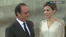 Hollande recibe con honores especiales a los Reyes en París