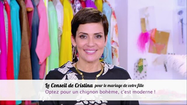 Le conseil de Cristina Cordula : quel haut choisir pour une forte poitrine ?