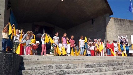 Chant d'envoi "Allez porter la joie au monde" - Pélé île Madame 28 08 2013
