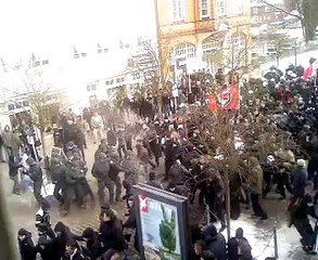 Anti-Nazi Demo in Hamburg-Bergedorf ( Polizei greift ein )